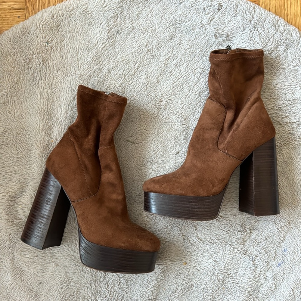 Steve Madden Chestnut Brown Faux Suede Hoopla Block Heel Platform Boots 9.5 - Picture 2 of 6